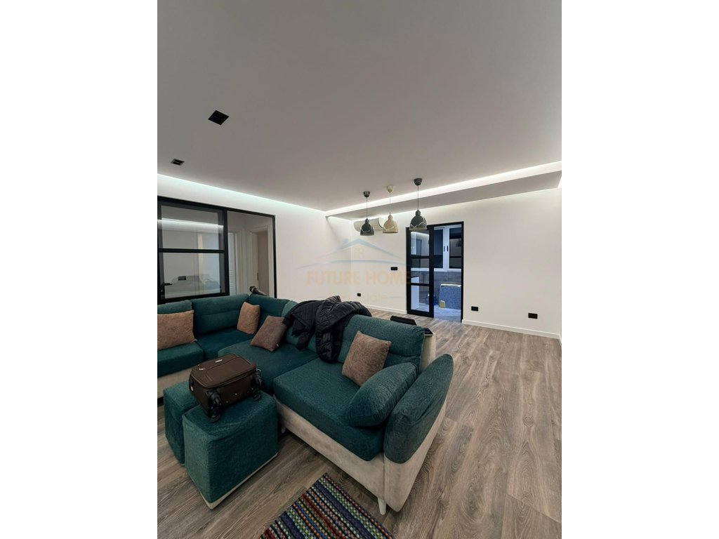 For sale, 2+1 Apartment Lapraka, Tirana.