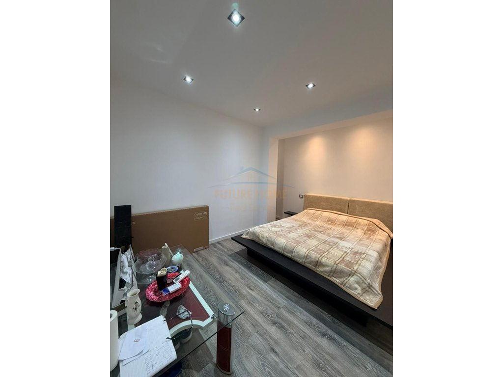 For sale, 2+1 Apartment Lapraka, Tirana.