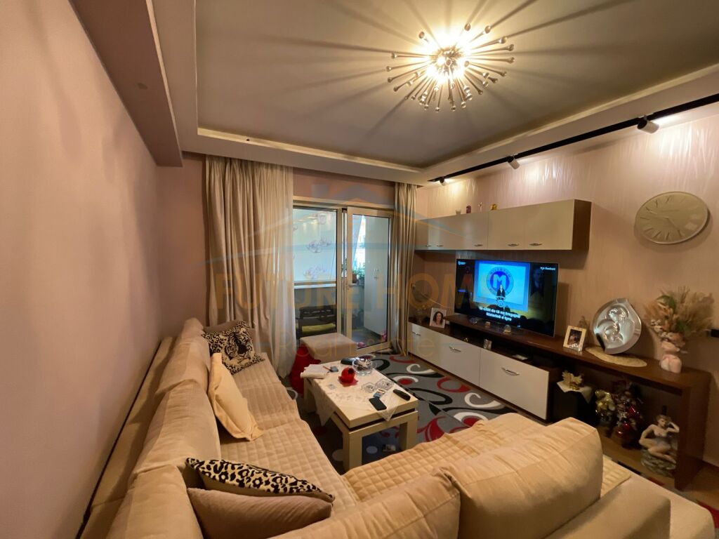 For sale, Apartment 2+1, Lake Dry, Tirana