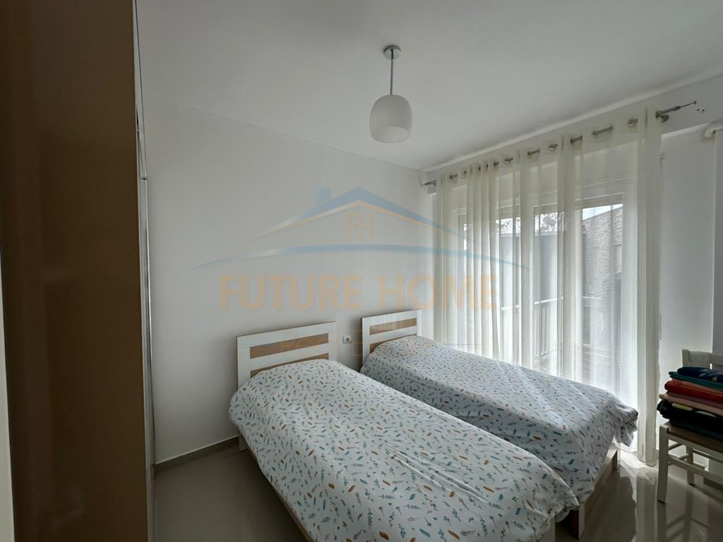 Shitet, Apartament 2+1, Lura 3, Gjiri i Lalzit.