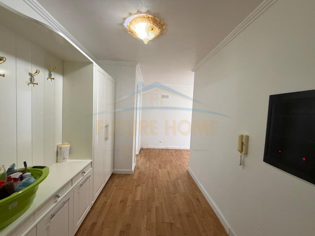 Apartment 2+1 for Sale, Mali i Robit, Golem