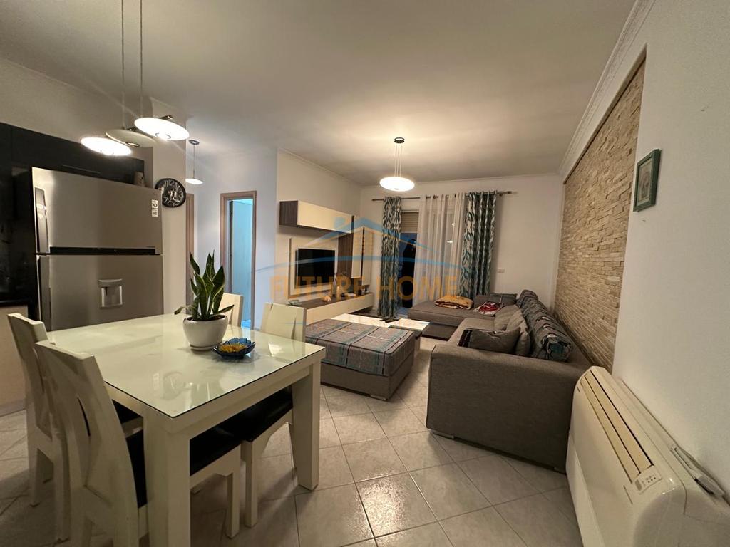 Shitet,Apartament 2+1,Ne Fresk, Tirane