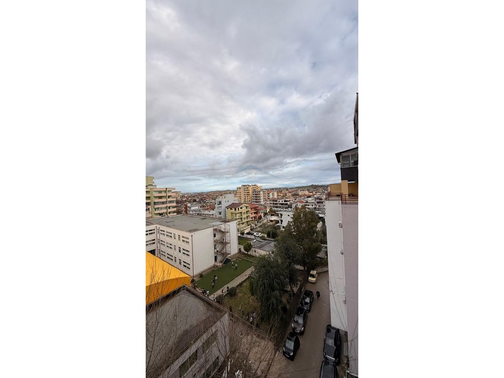 For sale, 2+1 Apartment, Beach, Near Hotel "Adriatik" Durres