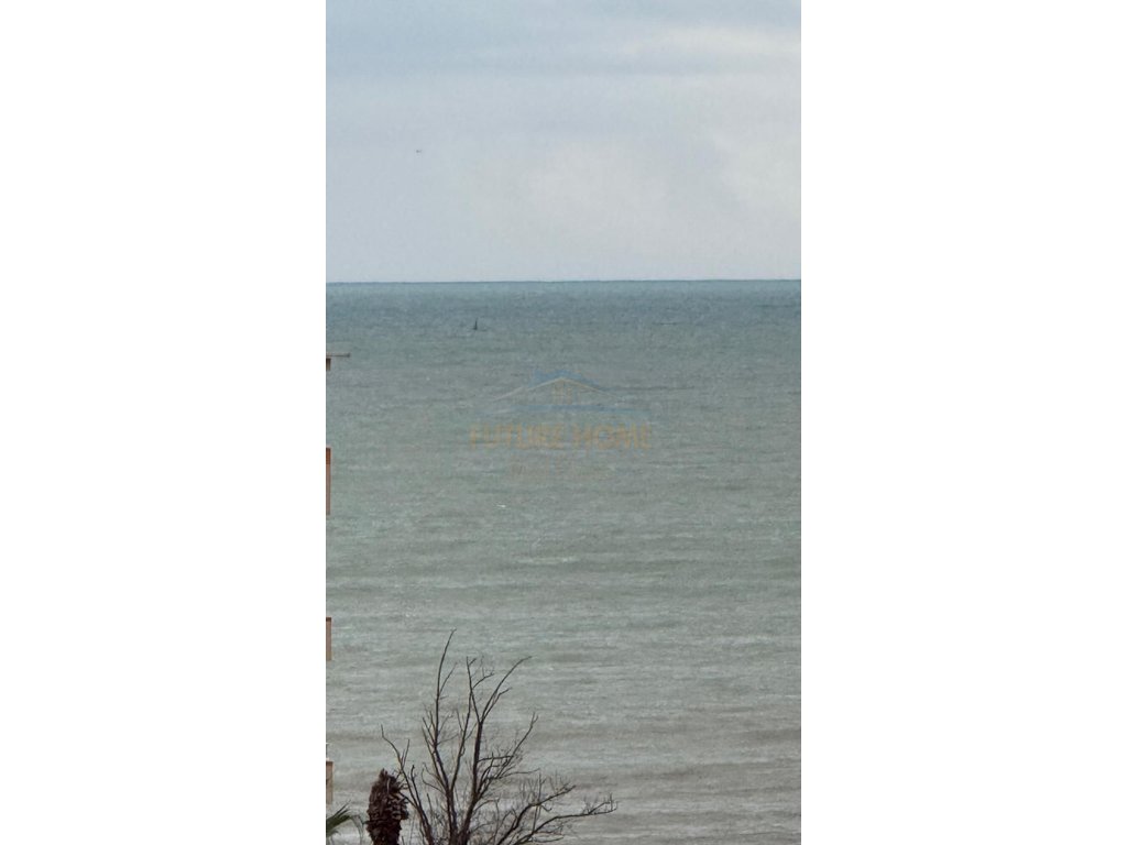 For sale, 2+1 Apartment, Beach, Near Hotel "Adriatik" Durres