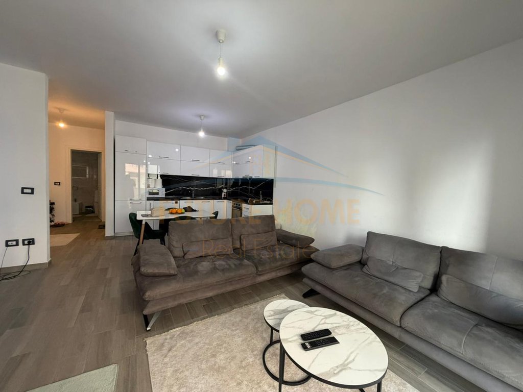 For sale, 2+1 Apartment, Rrota e Kuqe Beach, Durrës