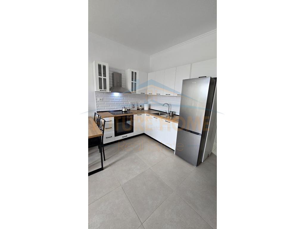 For sale, 2+1 Apartment + Parking Space, First Line with Sea View, Mali i Robit, Golem