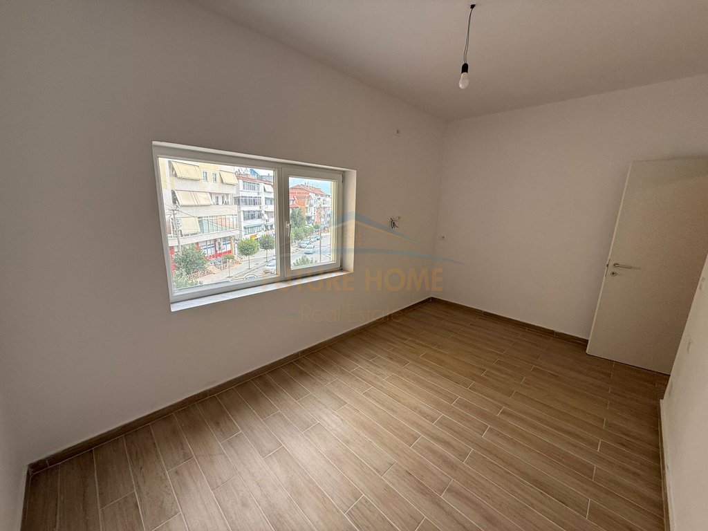 For sale, 2+1 Apartment, Kajo Karafili Street, Pogradec