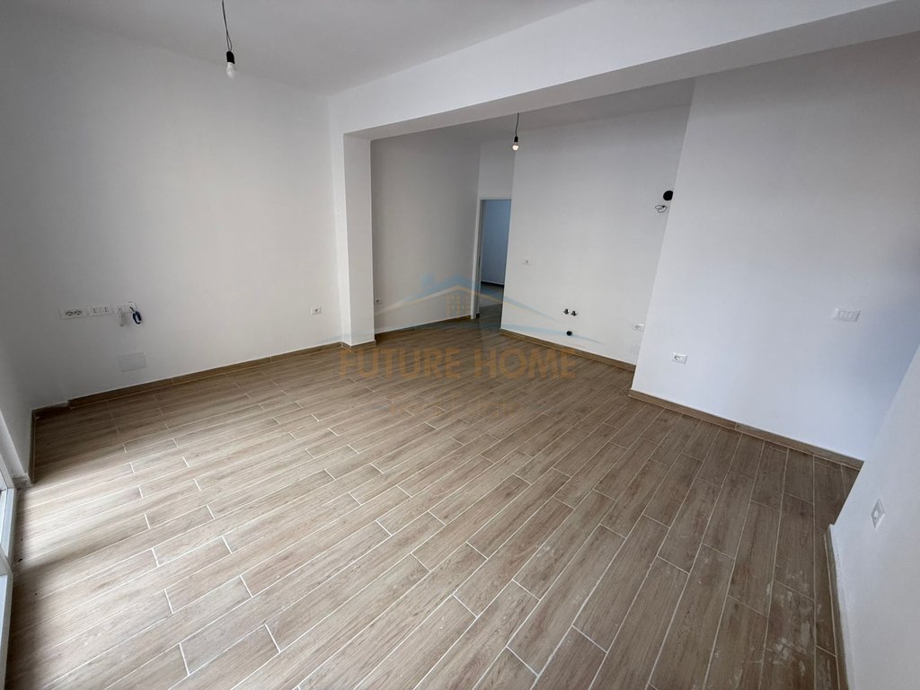 For sale, 2+1 Apartment, Kajo Karafili Street, Pogradec