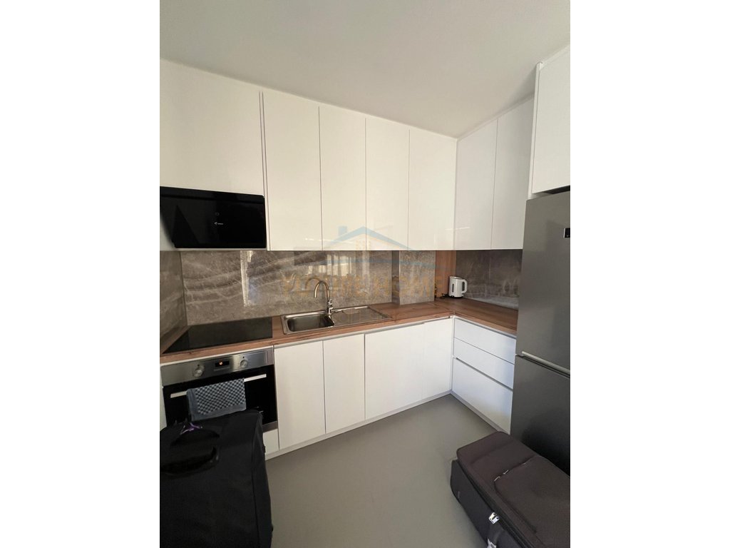 Shitet, Apartament 2+1, San Pietro, Gjiri i Lalezit