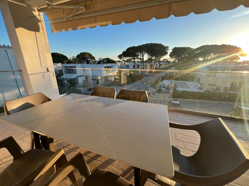 Shitet, Apartament 2+1, San Pietro, Gjiri i Lalezit