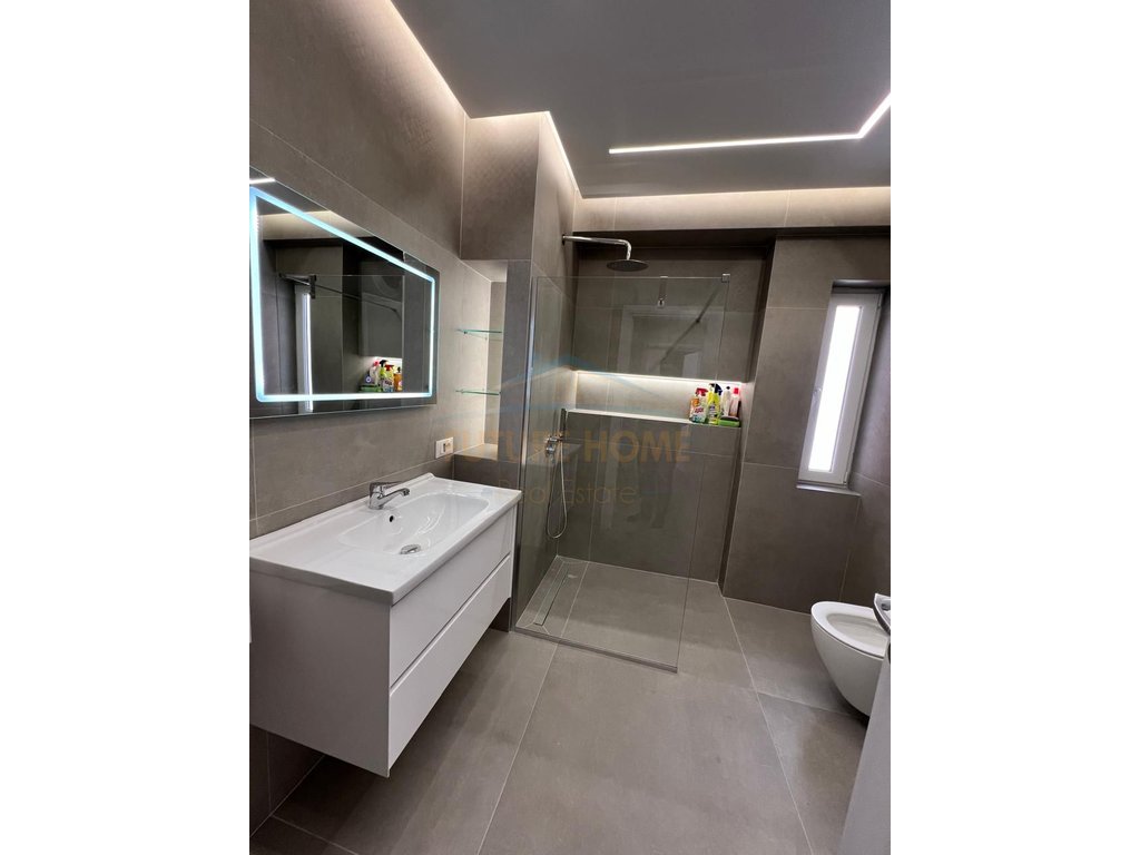 For sale, 2+1 Apartment, Vila e Zogut, Durres