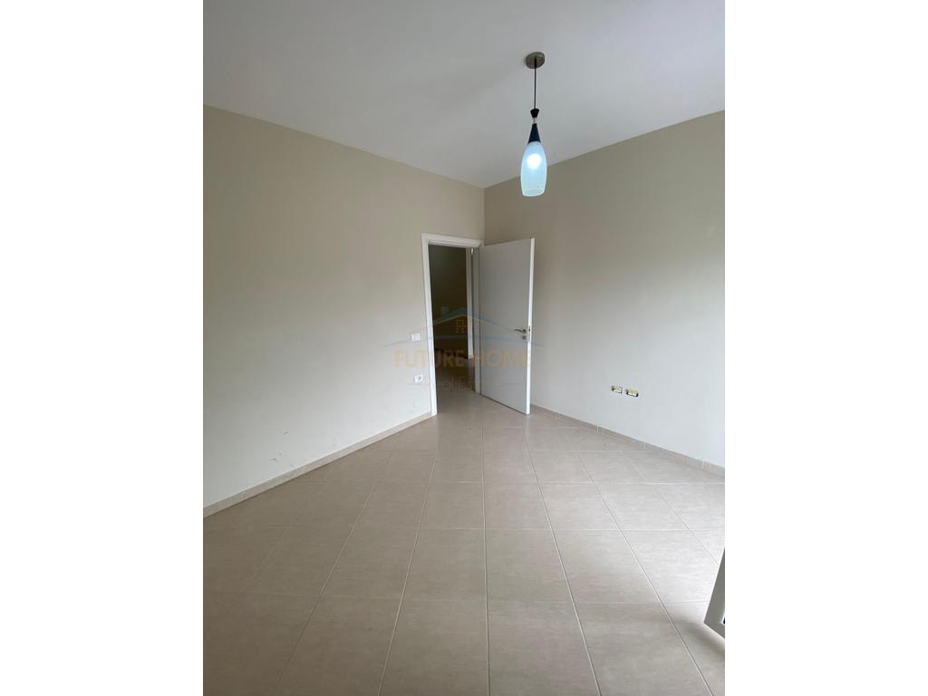 For sale, 2+1 Apartment, Vlorë.