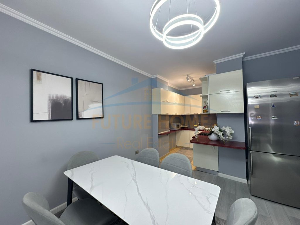 Shitet, Apartament 2+1, Yzberisht