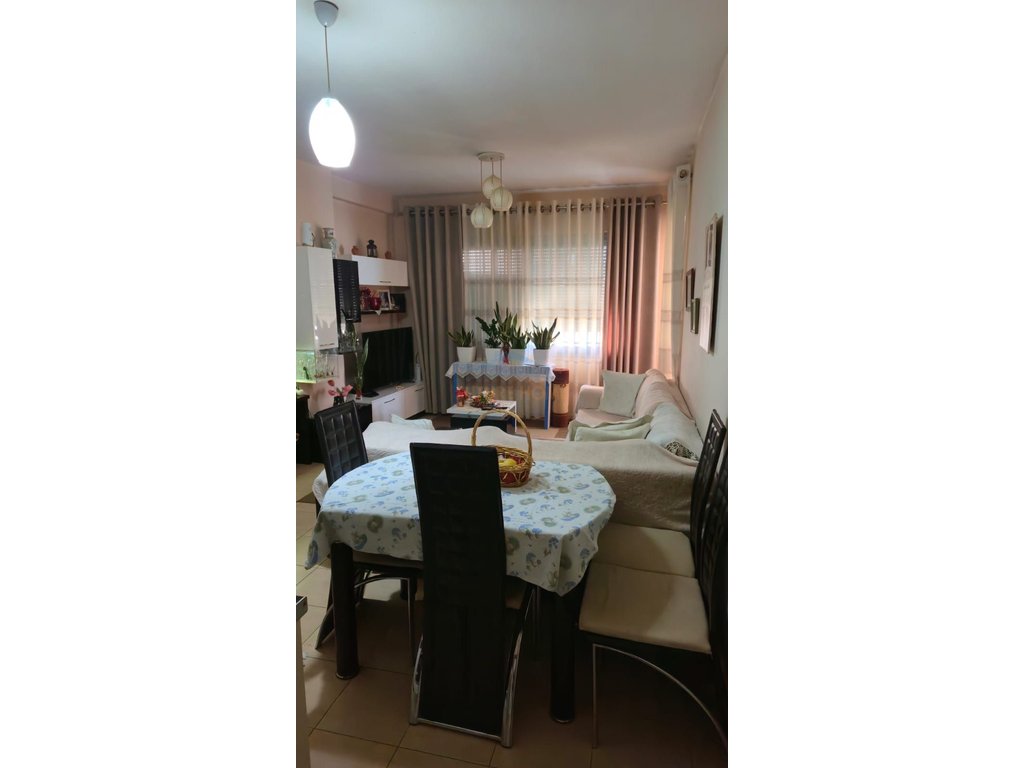 Shitet , Apartament 2+1 , Yzberisht , Tirane