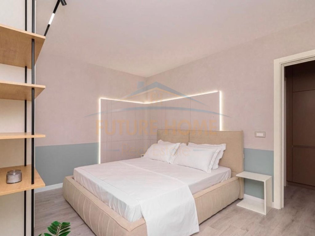 For sale, Apartment 2+2+2 Balconies, Vollga, Durres