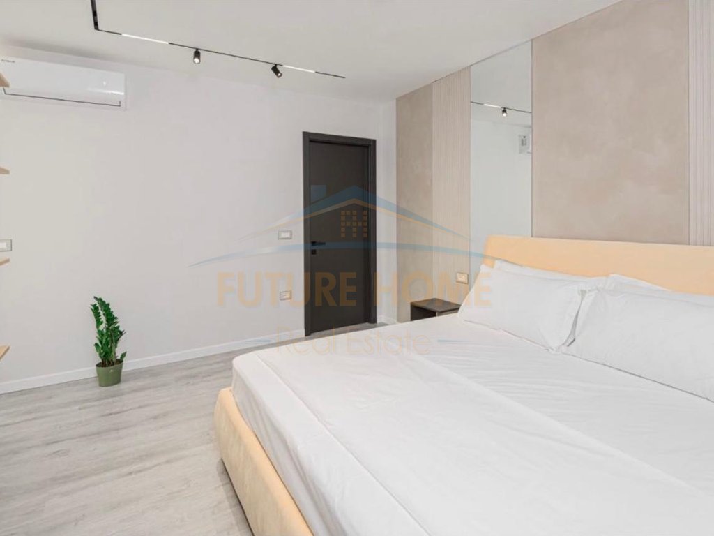 For sale, Apartment 2+2+2 Balconies, Vollga, Durres