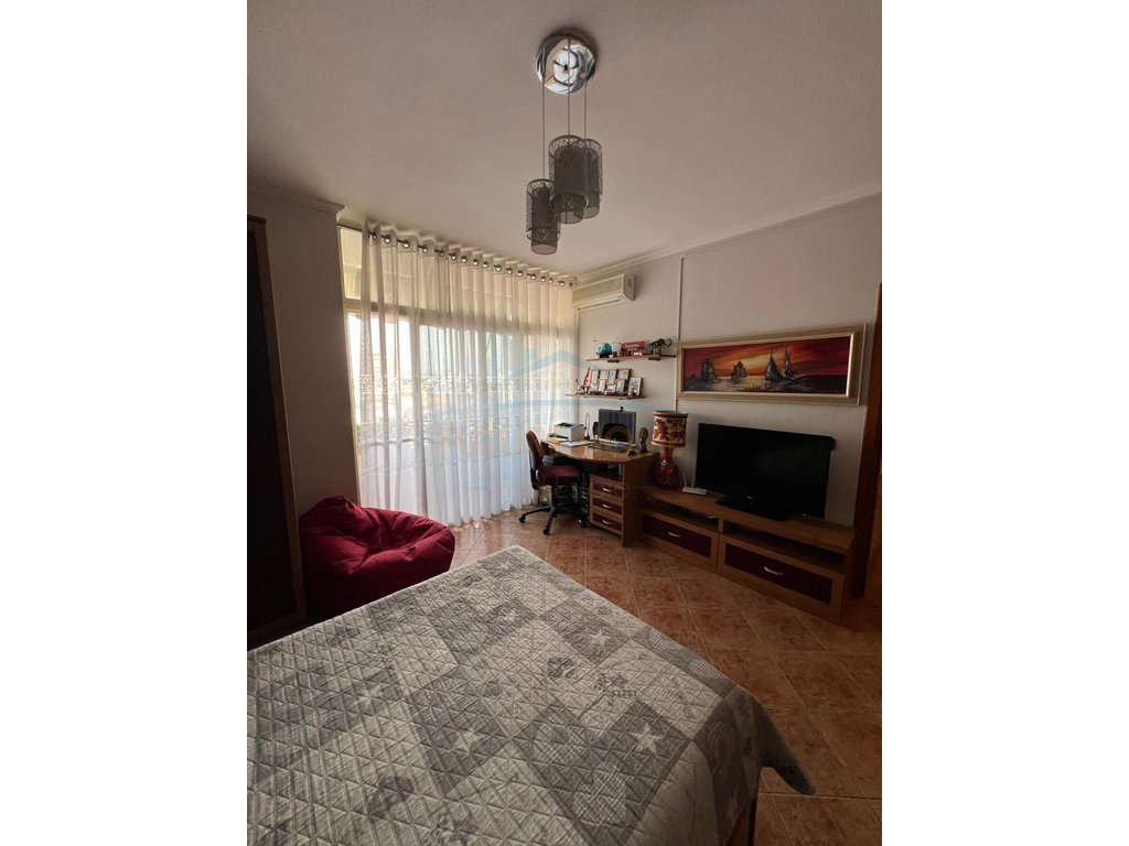 For sale, Apartment 3+1+2+2 Parking Spaces, Court, Durres