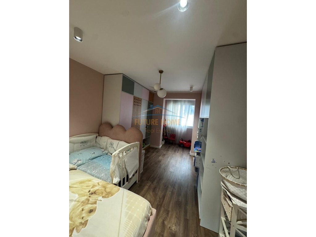 Apartament 3+1+2, 21 Dhjetori,Tiranë