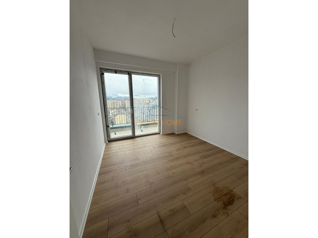 For sale, Apartment 3+1+2, Paris Commune, Tirana