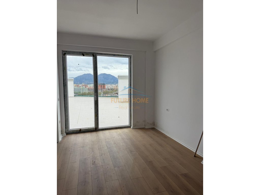 For sale, Apartment 3+1+2, Paris Commune, Tirana