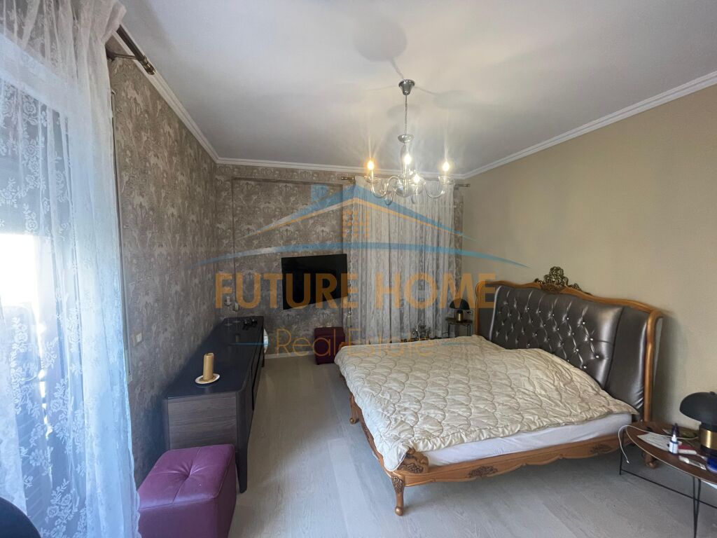 For Sale, Apartment 3+1+2, Botanical Garden, Tirana