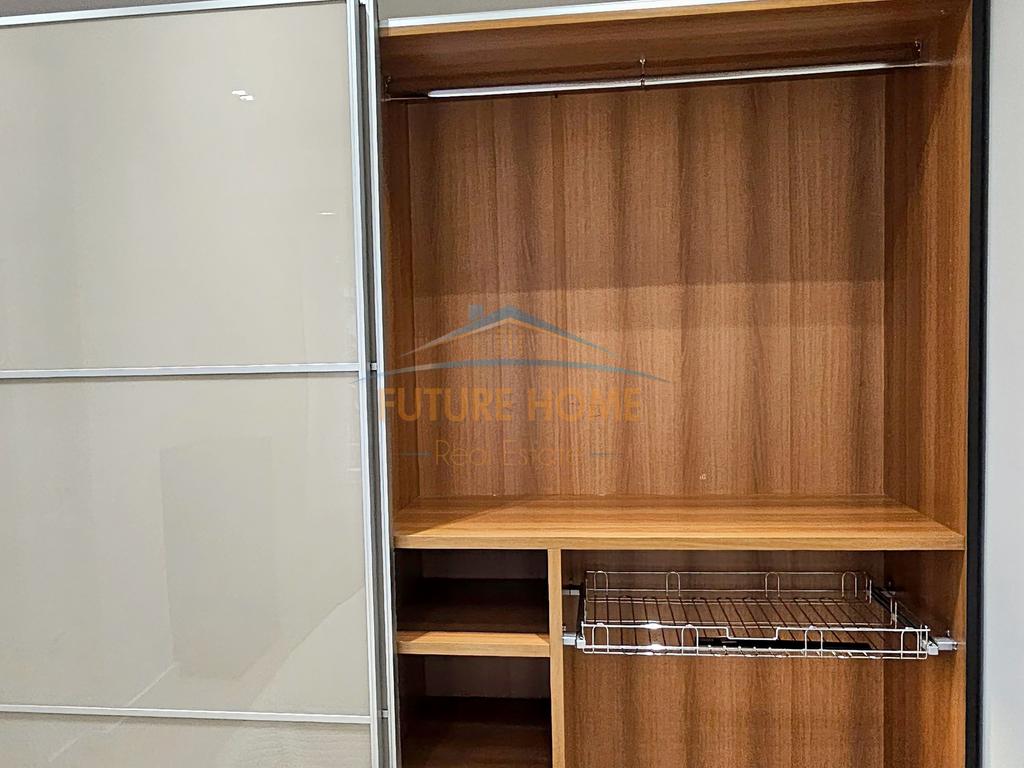 Shitet, Apartament 3+1+2, Liqeni i Thate, Tirane
