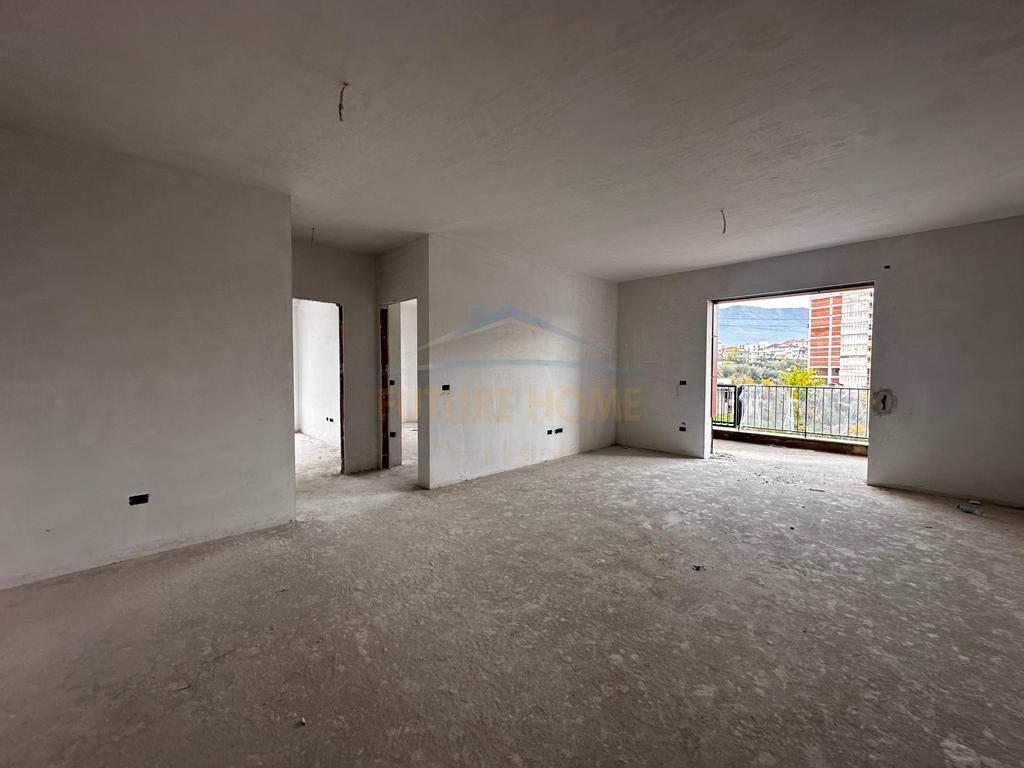 For sale, Apartment 3+1+2, Paskuqan