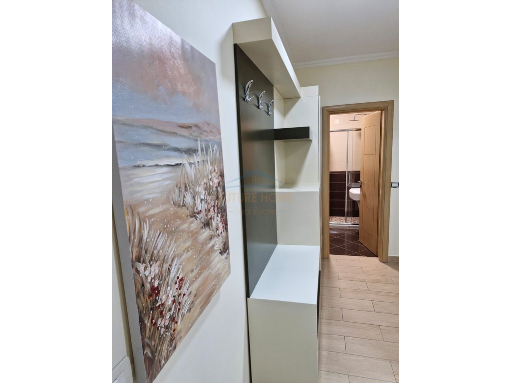 For sale, Apartment 3+1+2, Porcelain, Tirana