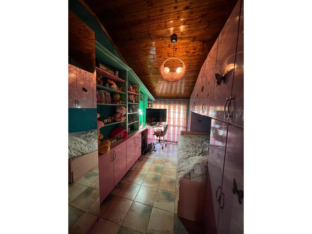 Shitet, Apartament 3+1+2+Post Parkimi, Ali Dem, Tirane.