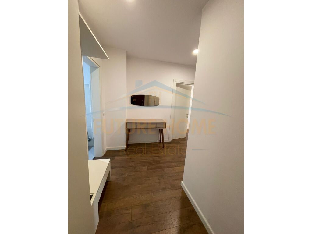 For rent, Apartment 3+1+2+Parking Post, Elbasan Street, Tirana.