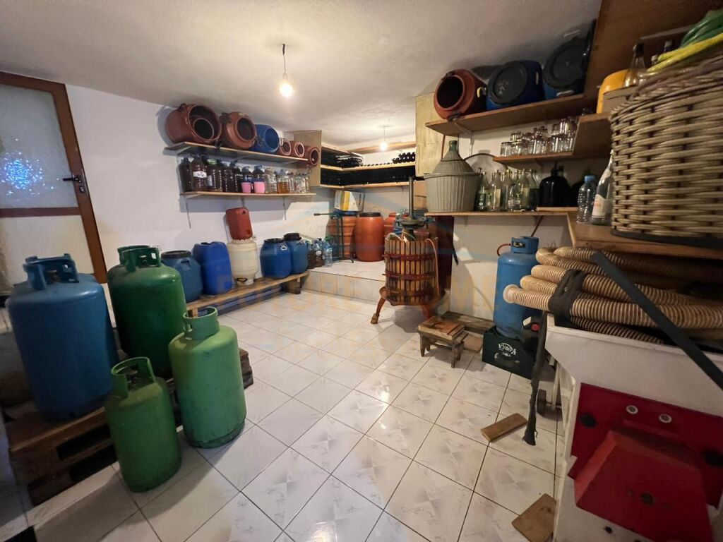For sale, Apartment 3+1+2, Saint Maria, Korça.