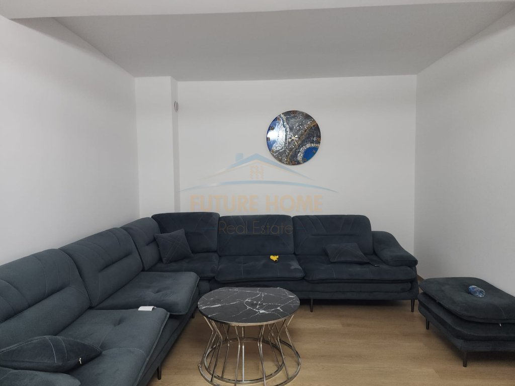 For sale, Apartment 3+1+2, Shëngjin