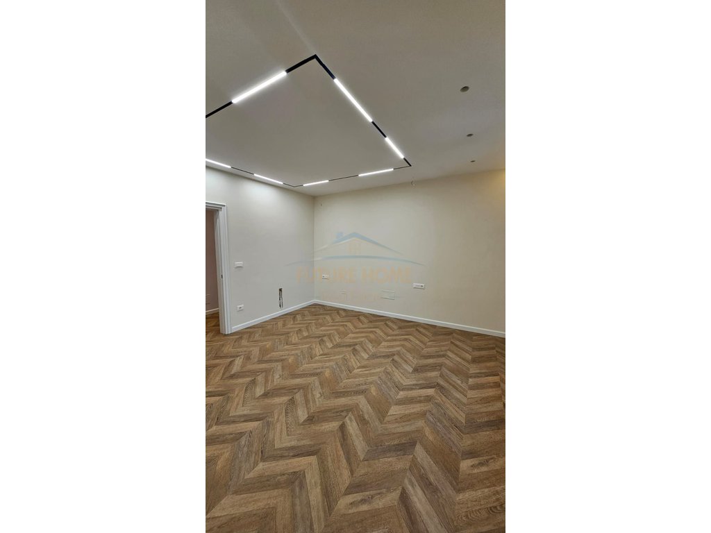 For sale, Apartment 3+1+2, Valuta, Durres.