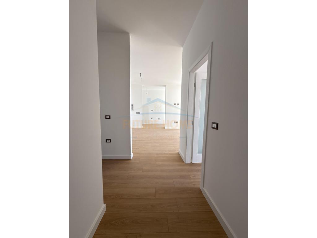 For sale, Apartment 3+1+2, Vollga, Durres.