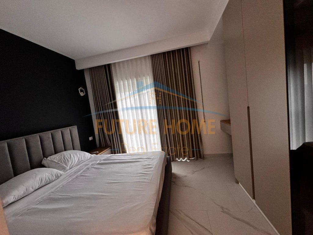 For sale, Apartment 3+1+3+2 Balconies, Vollga, Durres