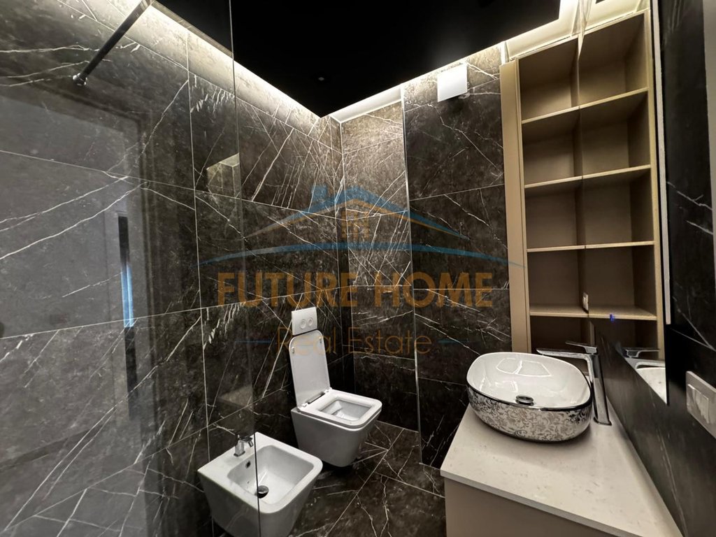 For sale, Apartment 3+1+3+2 Balconies, Vollga, Durres