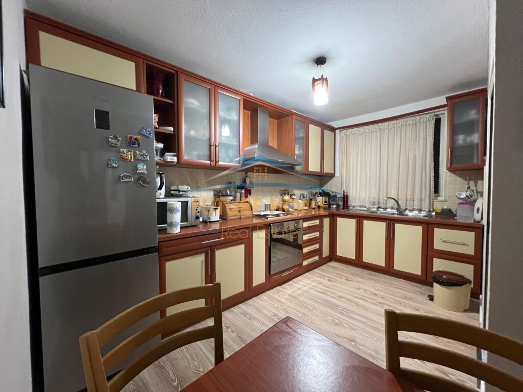 Shitet Apartament 3+1, Ali Demi, Tirane