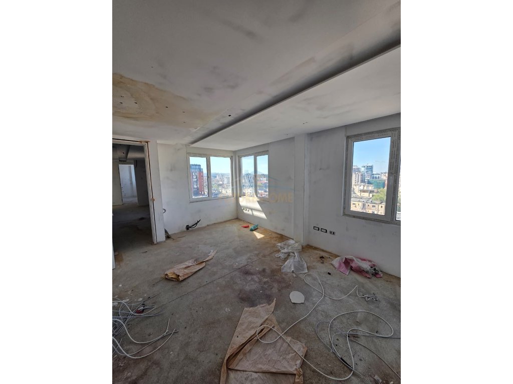 For sale, 3+1 Apartment, near Old Exhibition, Tirana