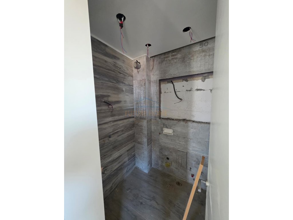 For sale, 3+1 Apartment, near Old Exhibition, Tirana