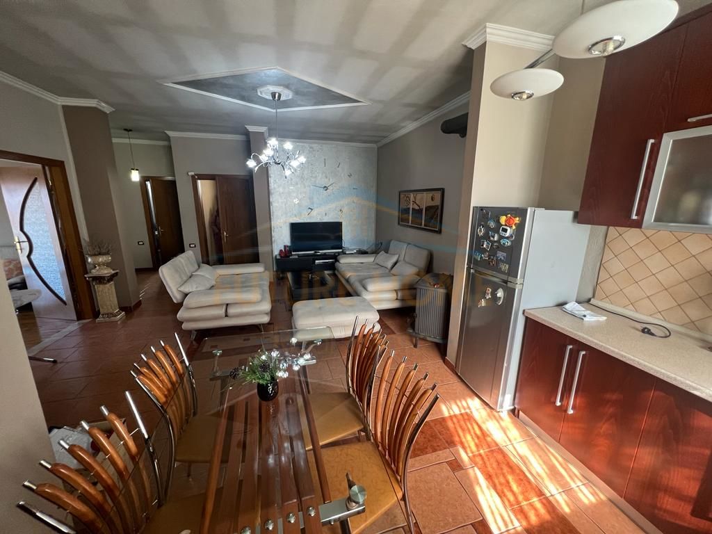For Sale, Apartment 3+1, Neighborhood 7, Korça