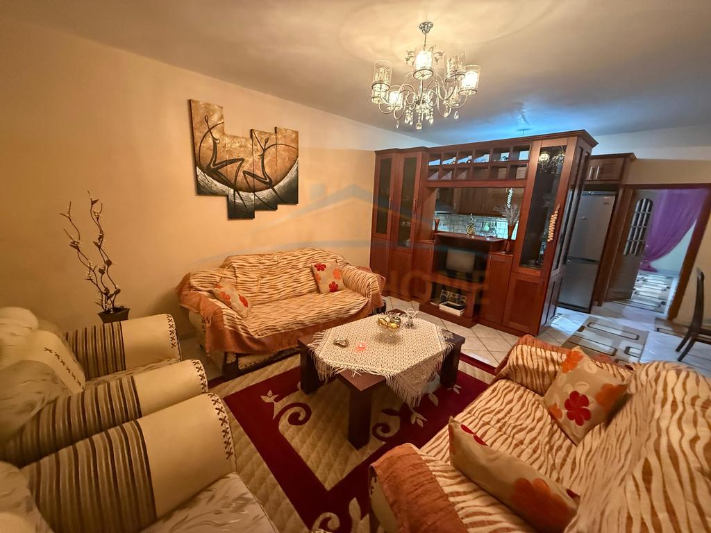 For sale, Apartment 3+1+Parking Space, Neighborhood 14, Korçë