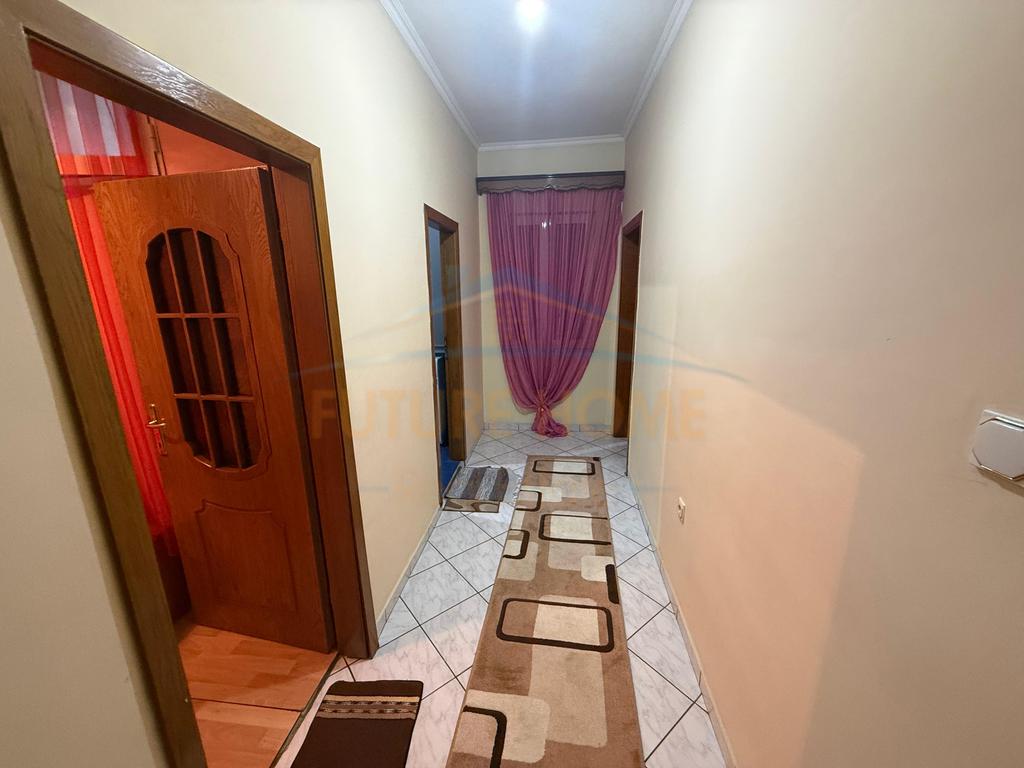 For sale, Apartment 3+1+Parking Space, Neighborhood 14, Korçë