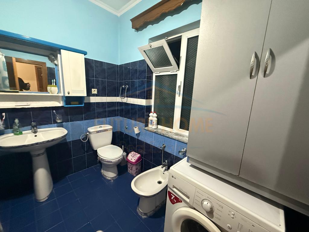 For sale, Apartment 3+1+Parking Space, Neighborhood 14, Korçë