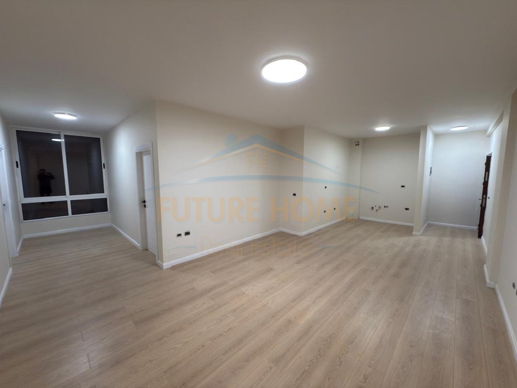 For sale, 3+1 Apartment, Kodra e Diellit