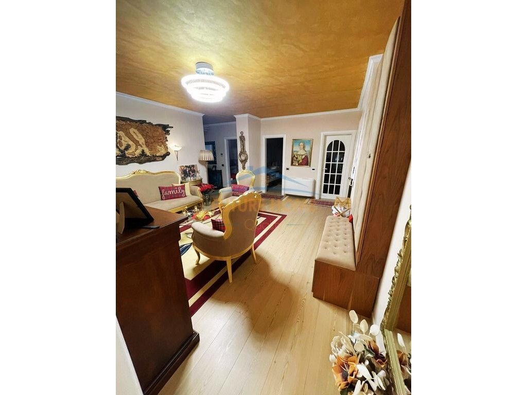 For Sale, Apartment 3+2+2+1, Main Boulevard, Durres