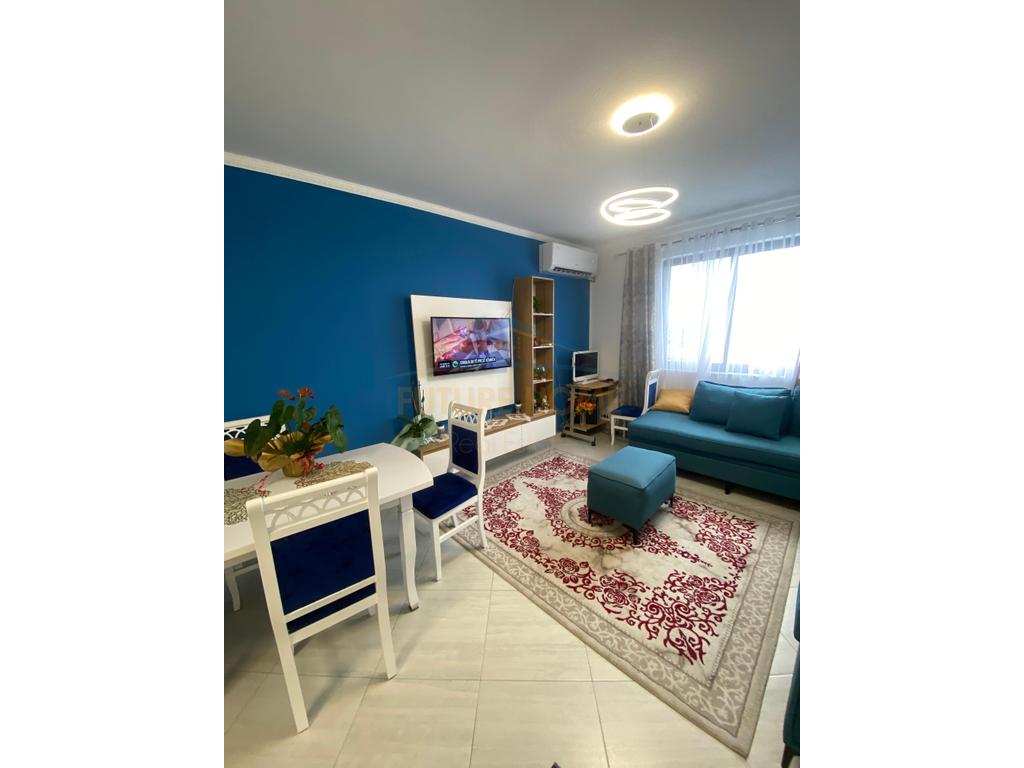 For sale, Apartment 3+2+2 Balconies, Shkozet Durres.