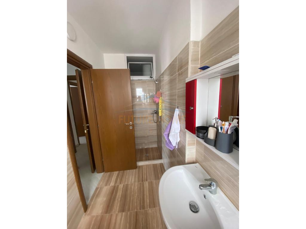 For sale, Apartment 3+2+2 Balconies, Shkozet Durres.
