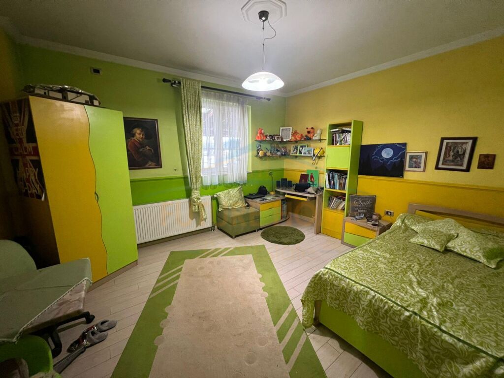 For sale, Duplex Apartment, Neighborhood 18, Korça