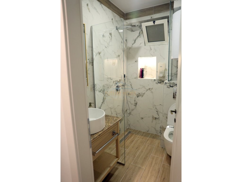 For sale, Apartment 2+2+2, Stadium, Pogradec