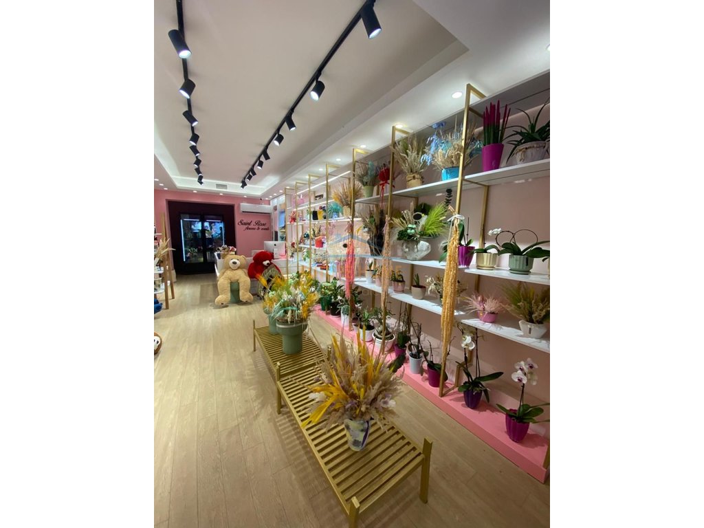 For sale, Business, Flower Shop, on Bardhyl Street, Tirana.